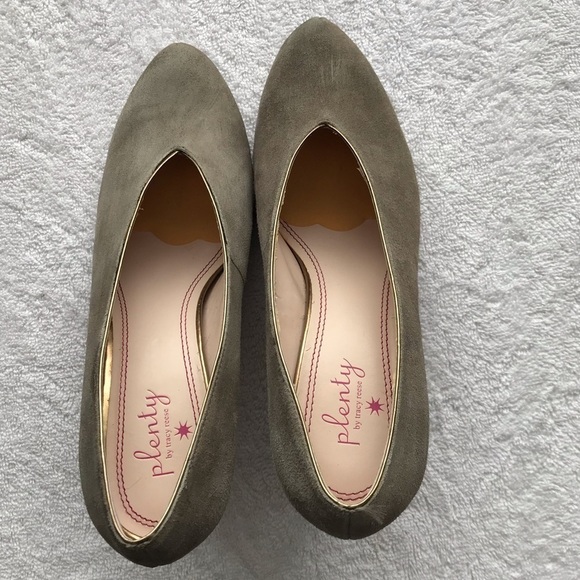 Plenty by Tracy Reese suede leather heel pumps shoes. Size 37. - Picture 5 of 9